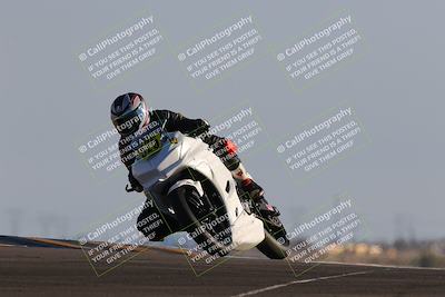 media/Dec-04-2022-CVMA (Sun) [[e38ca9e4fc]]/Race 12 500 Supersport-350 Supersport/